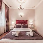Olive Garden Hotel