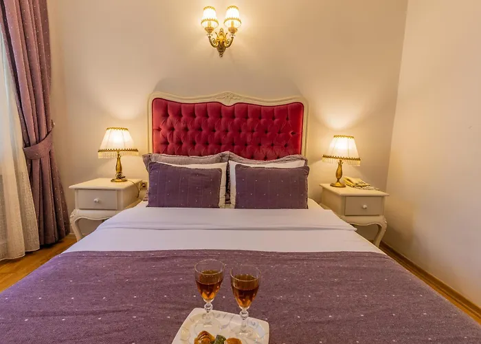 Olive Garden Hotel *