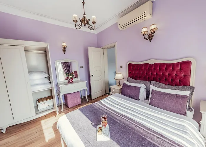 Hotel Olive Garden *