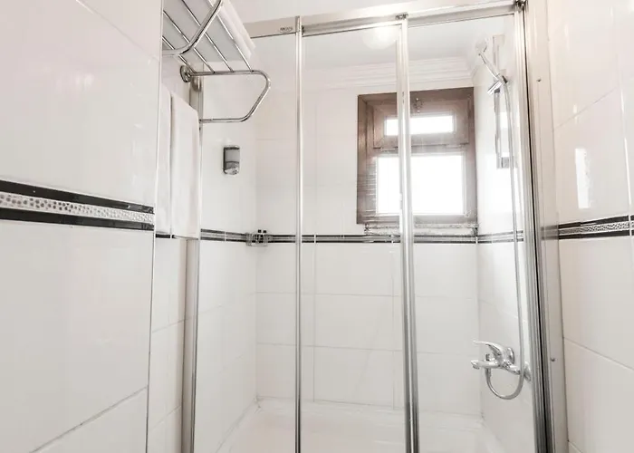 Hotel Olive Garden Istanboel