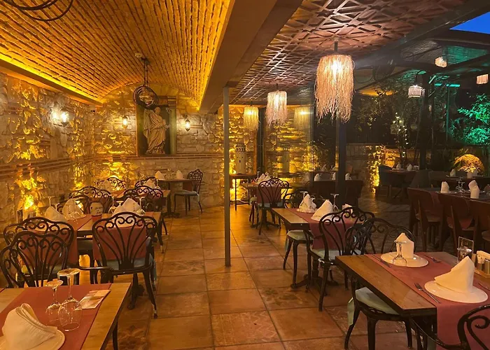 Olive Garden Hotel *